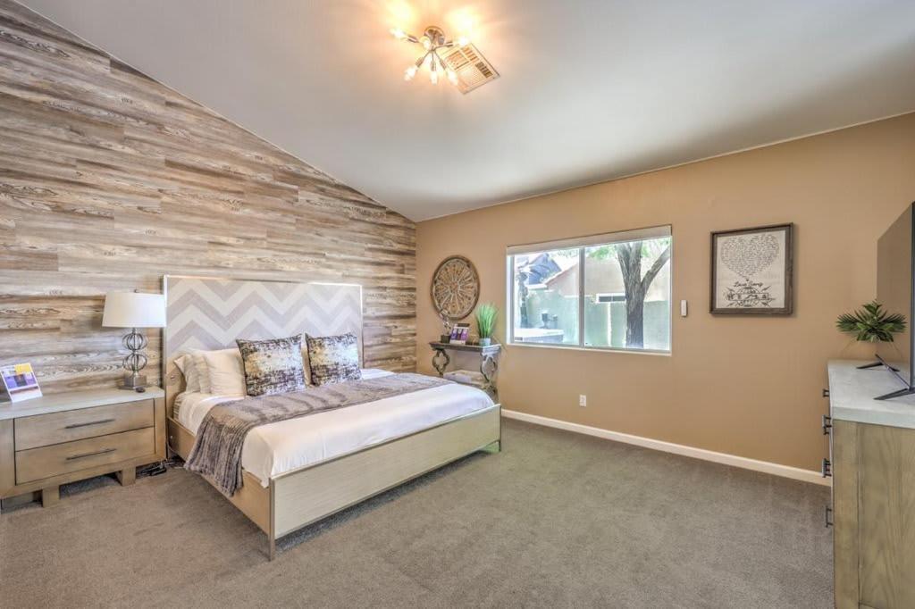 Family Fun For Everyone In Las Vegas- 4 Bedrooms, Billiards, Game Room 핸더슨 외부 사진