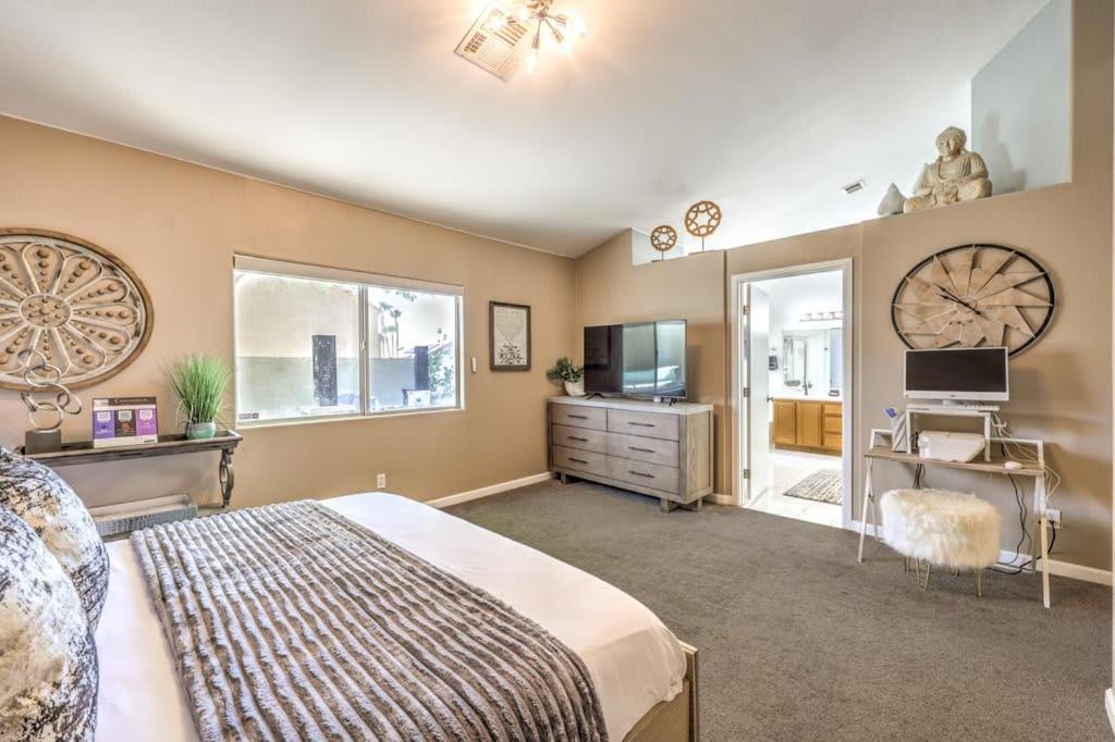 Family Fun For Everyone In Las Vegas- 4 Bedrooms, Billiards, Game Room 핸더슨 외부 사진